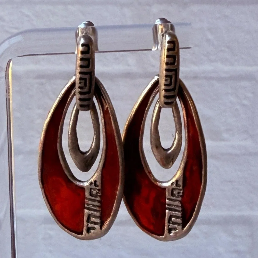 Vintage 1990s Chico's Red Jointed Statement Dangle Earrings Modernist Pierced‎